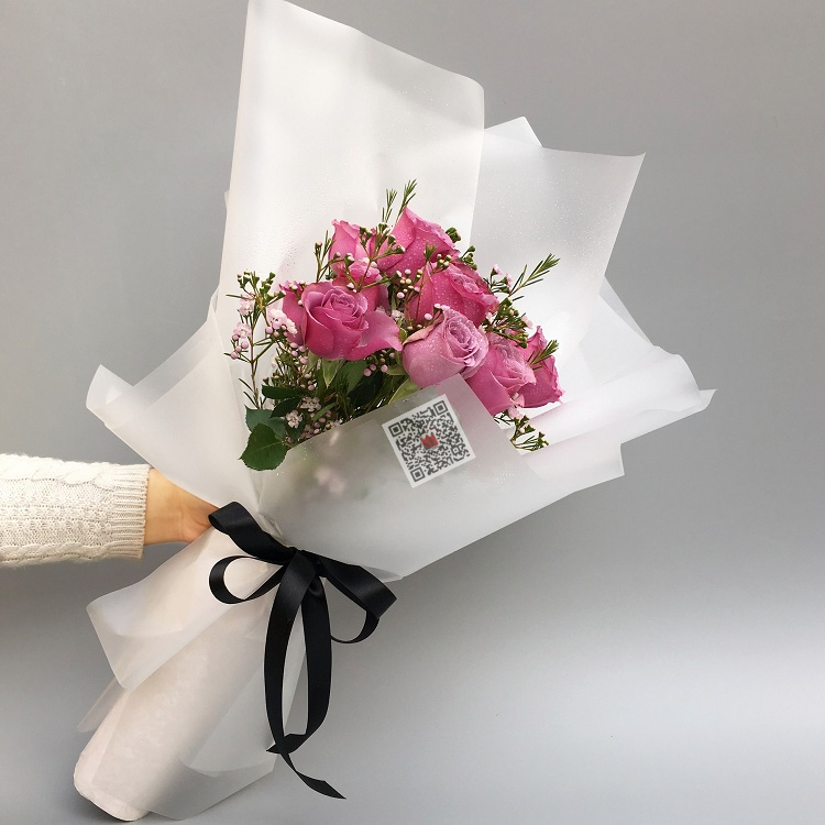 夏日倾情/16朵紫玫瑰花搭配澳