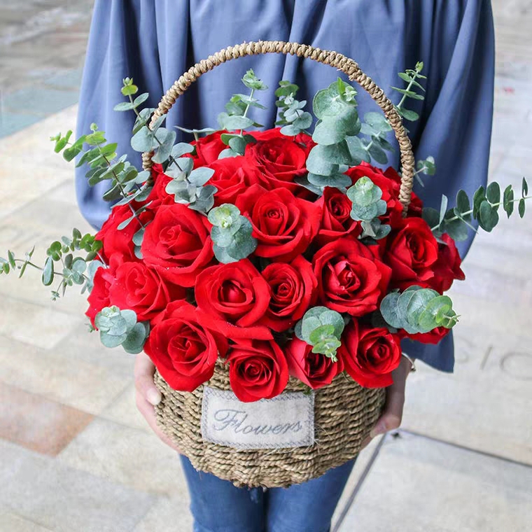 爱的小确幸——33朵红玫瑰花手