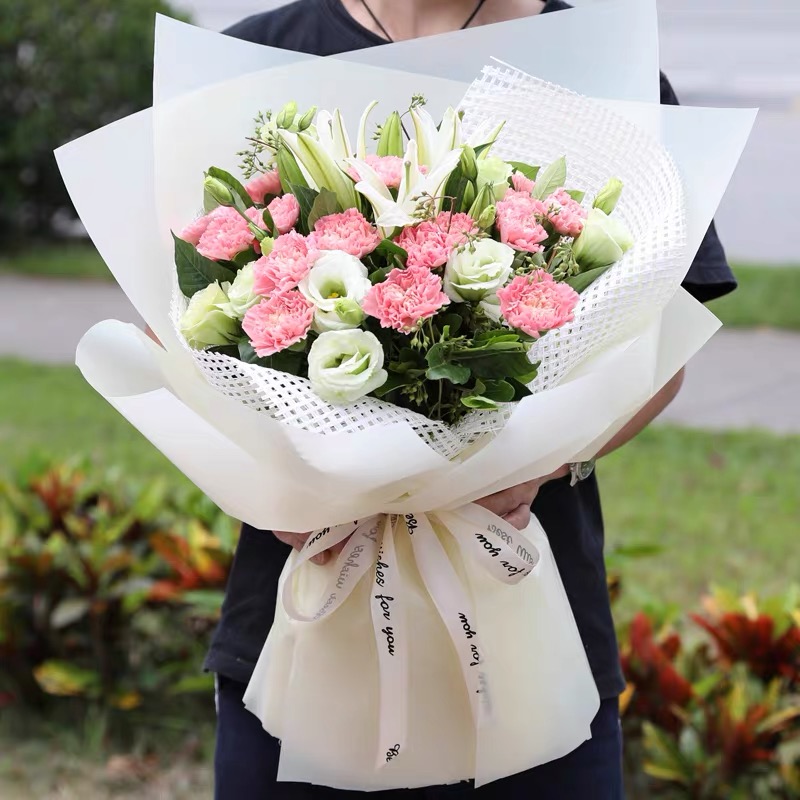 和煦的爱-16朵粉色康乃馨+6