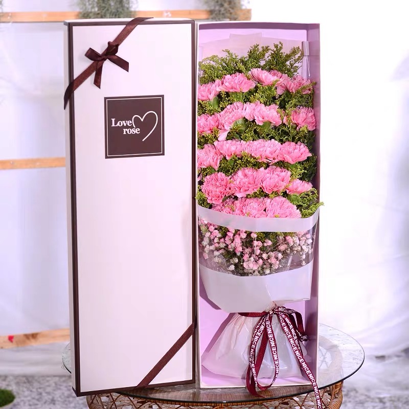 浪漫香气-28朵粉色康乃馨 配