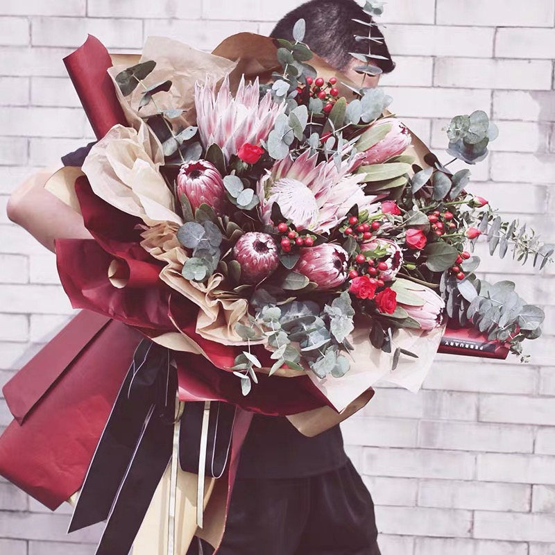 甜美公主/3枝帝王花、6枝公主