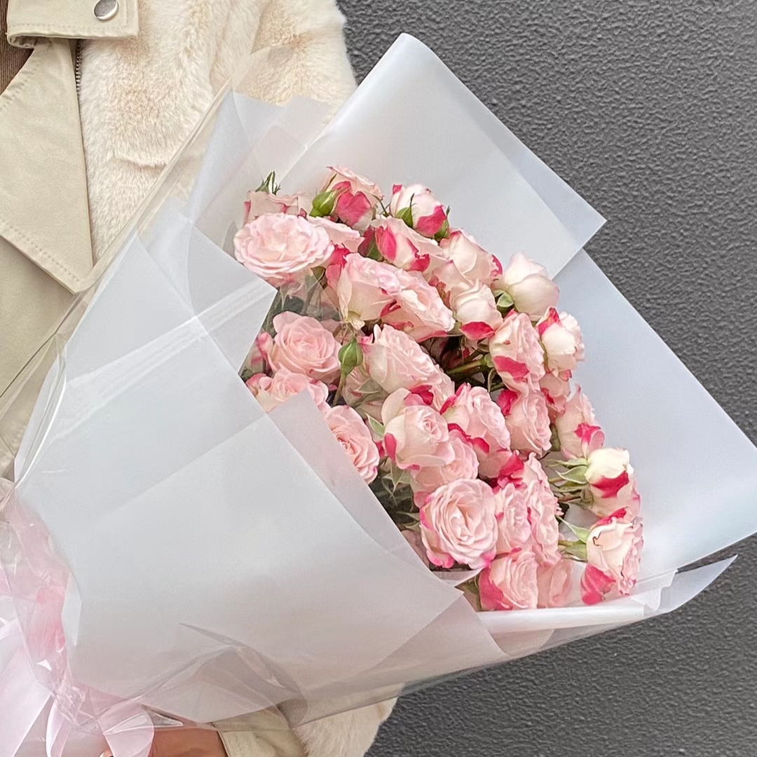 伴你左右/8枝多头玫瑰花（多头