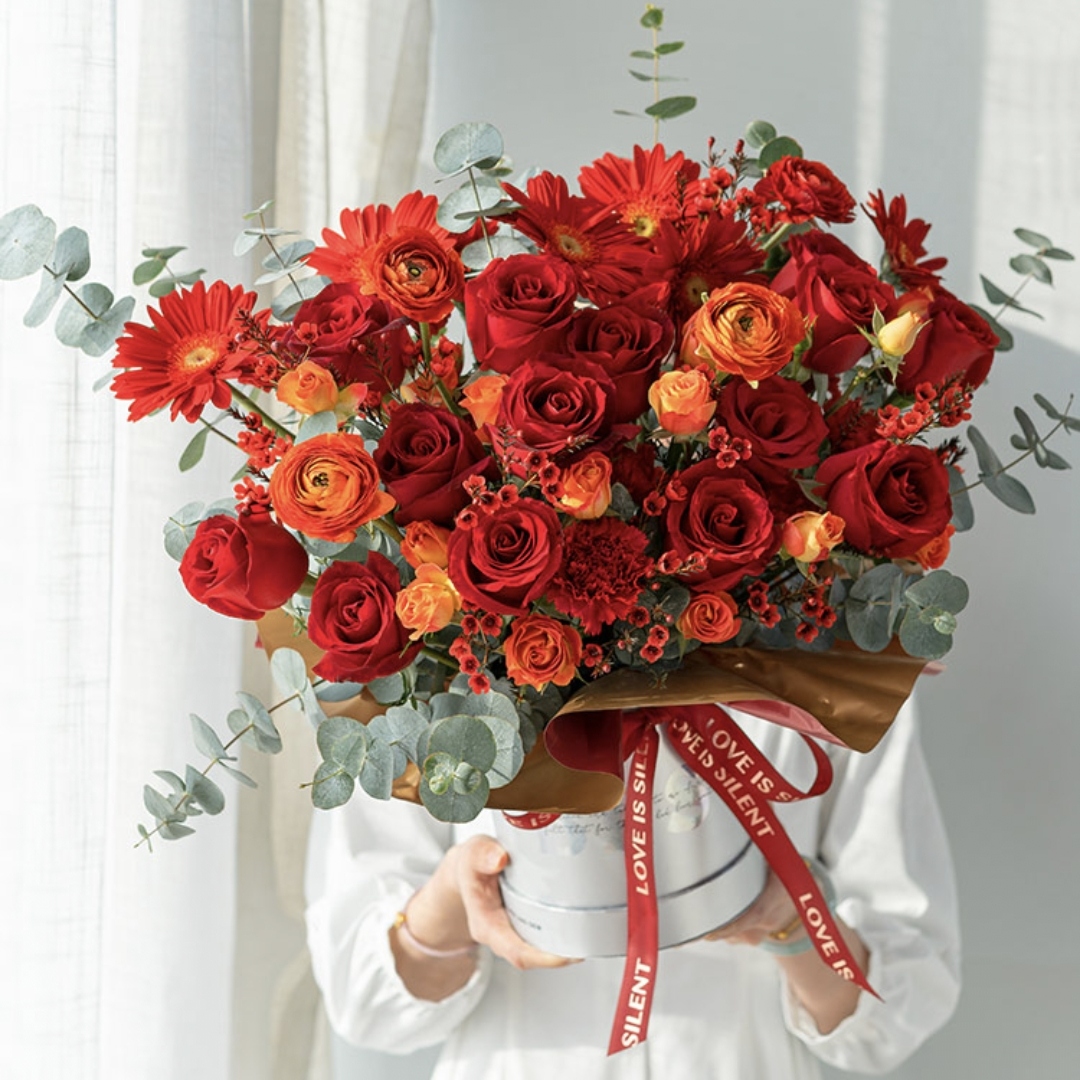 幸运红/红玫瑰卡罗拉15枝 红