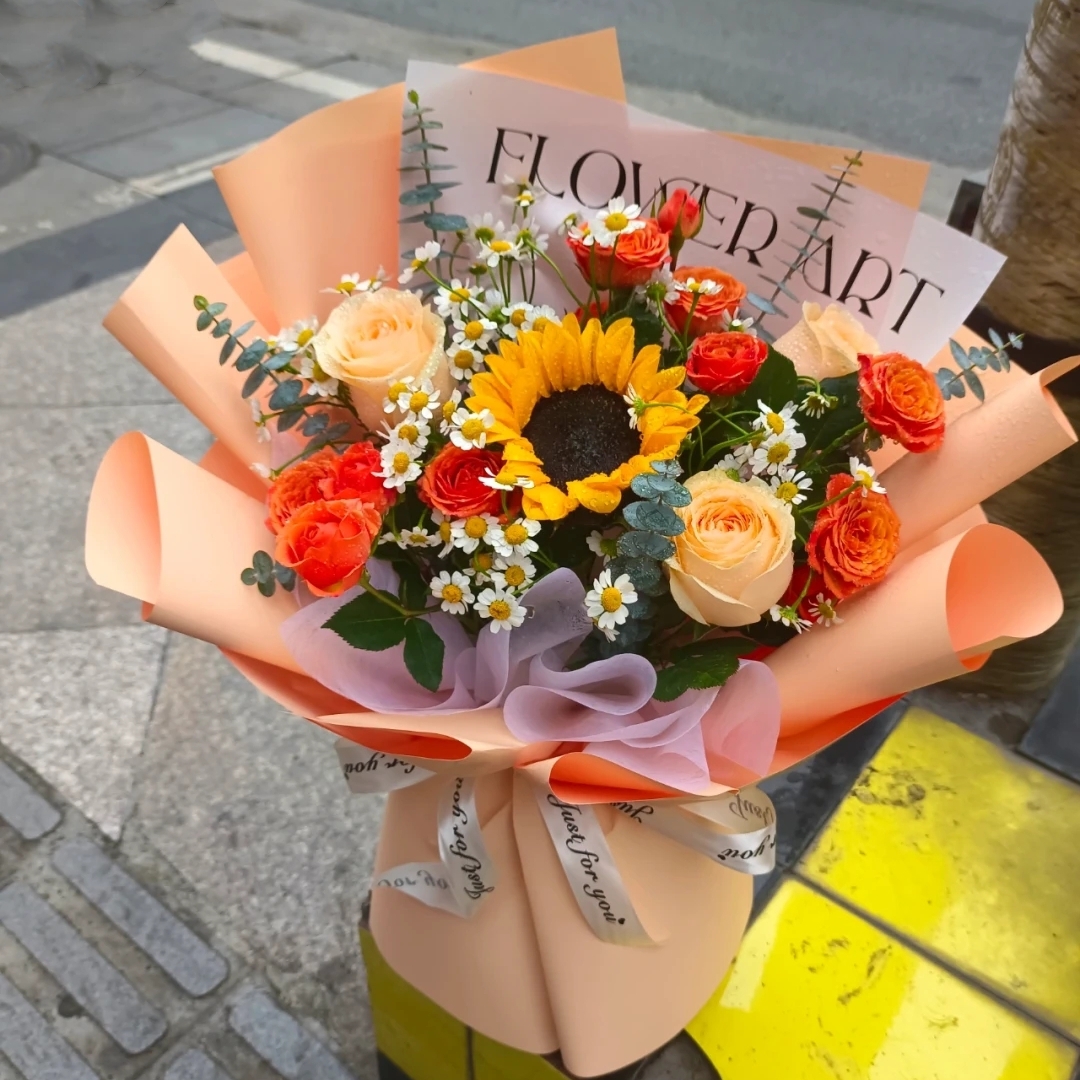 致谢/1朵向日葵3朵香槟玫瑰花