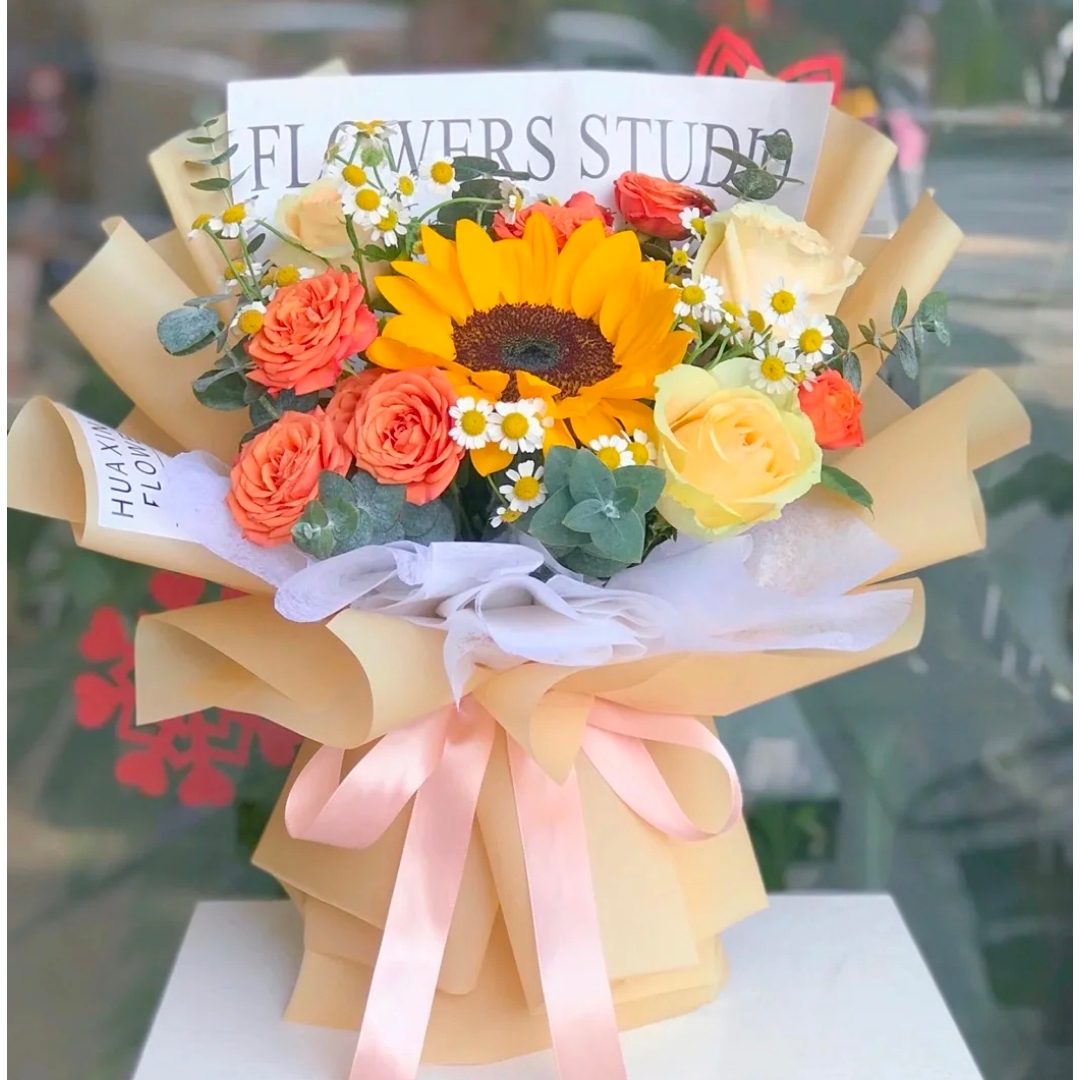 致谢/1朵向日葵3朵香槟玫瑰花