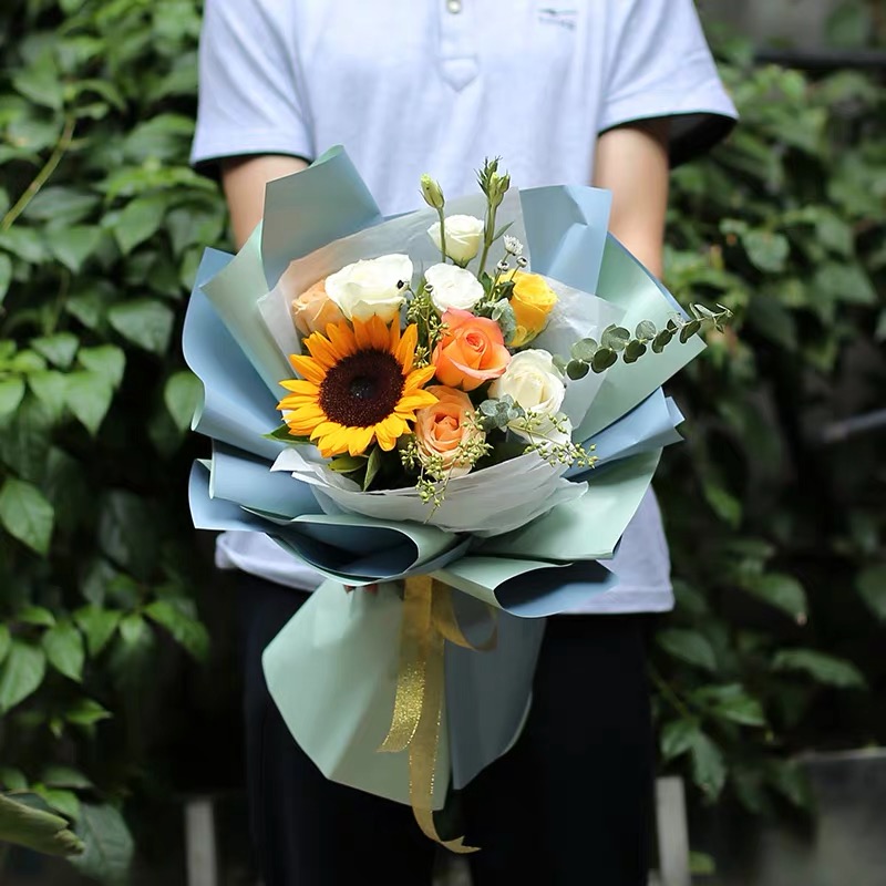 暖暖情意-1朵向日葵+6朵各色