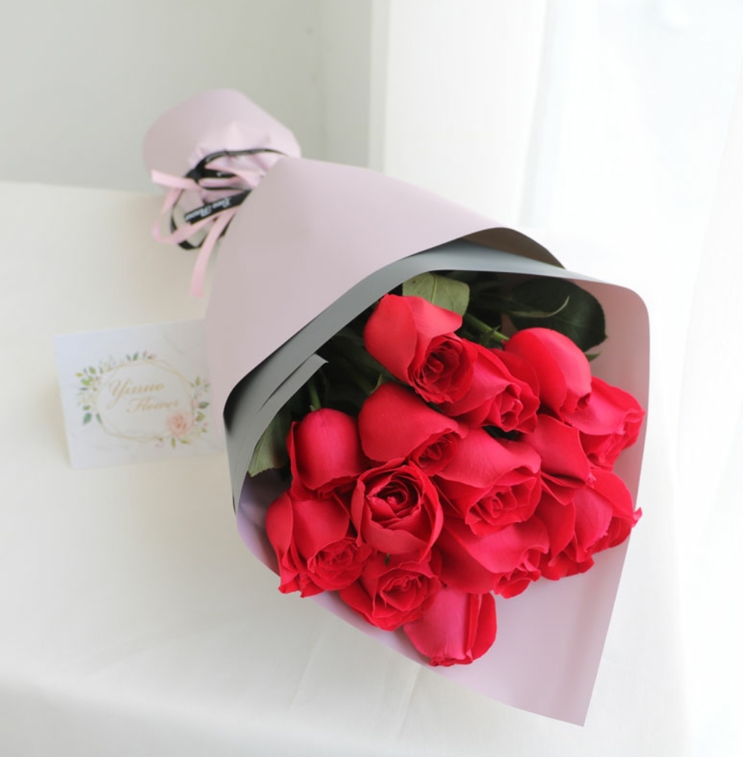 北京爱情-9朵红玫瑰花简单包装