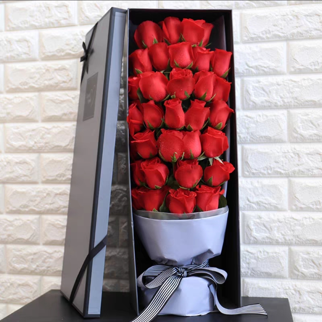 不仅仅是喜欢/33朵红玫瑰花精