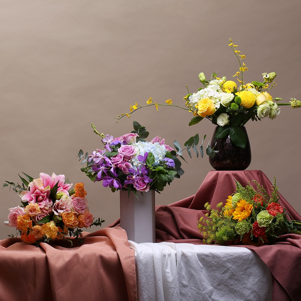 特别定制 精品鲜花+花瓶