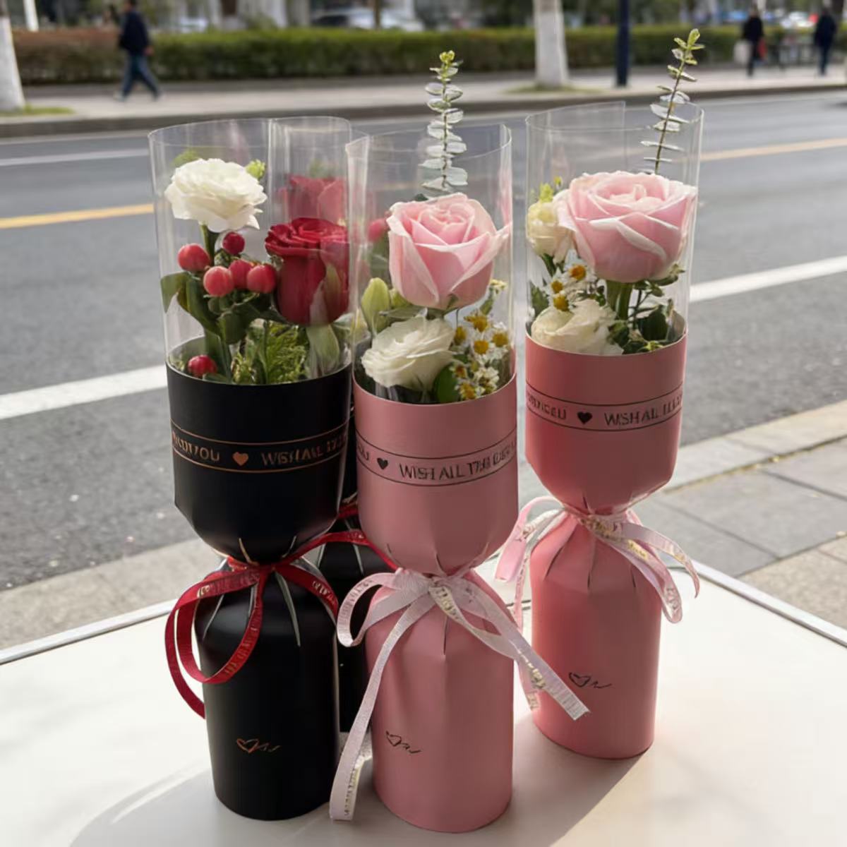 仙子下凡/1朵玫瑰花加配花精美迷你花束女神节花礼花店送花上门