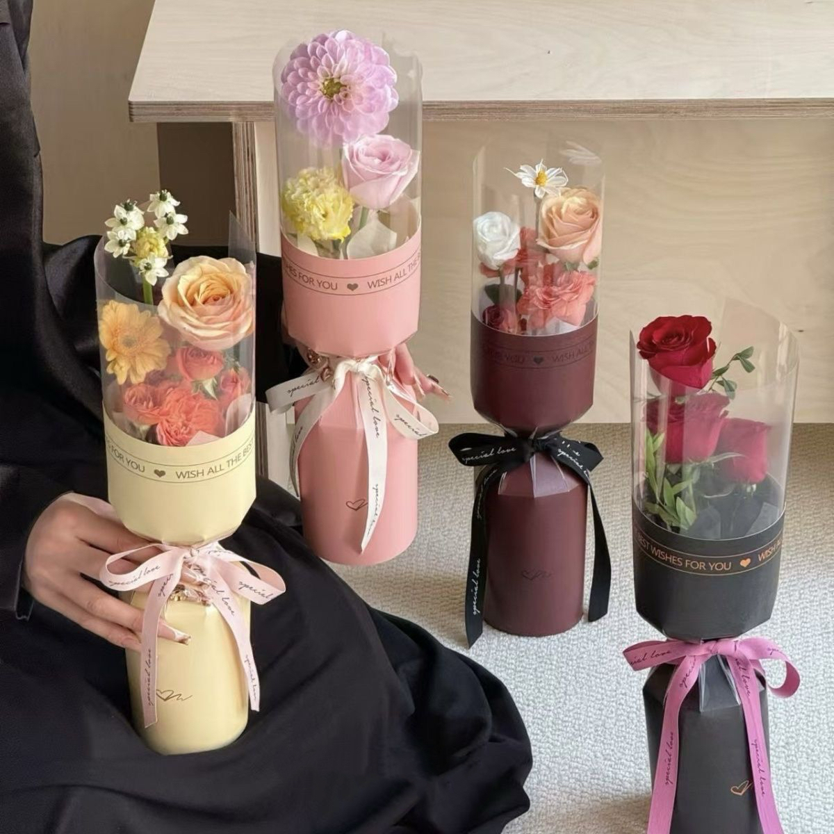 仙子下凡/1朵玫瑰花加配花精美迷你花束女神节花礼花店送花上门