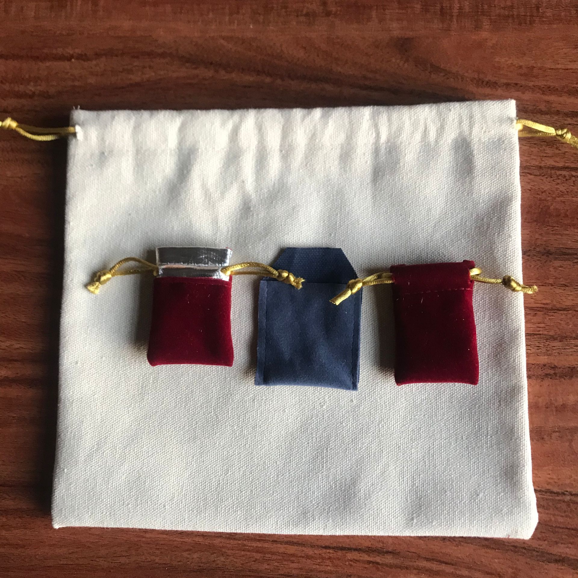 广州绒布袋工厂拉绳束口绒布袋定做珠宝首饰化妆品包装绒布袋定制厂家42