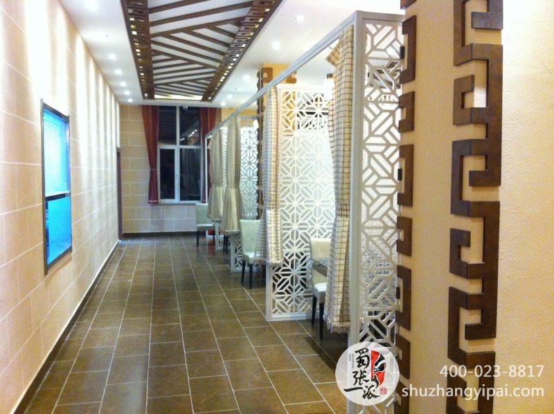  蜀张一派斑鱼火锅吉林店