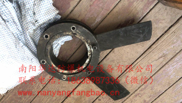 损坏的南阳高压防爆电机风扇叶的照片