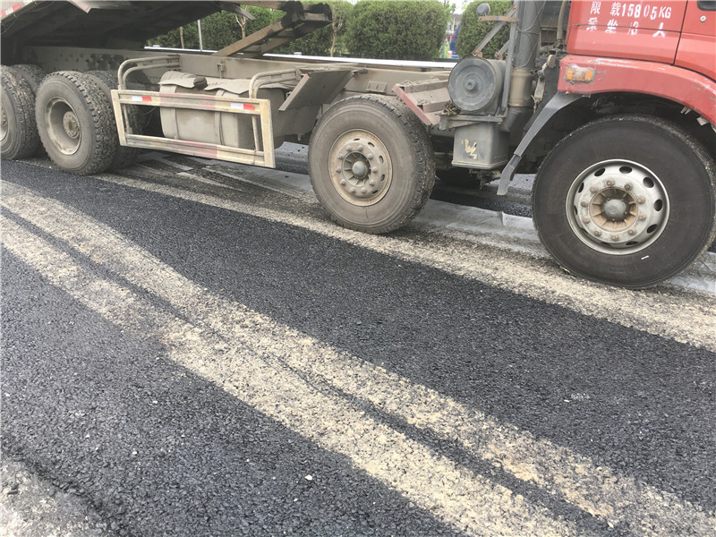 2017年浙江平湖平廊公路大修自粘式TRUPAVE