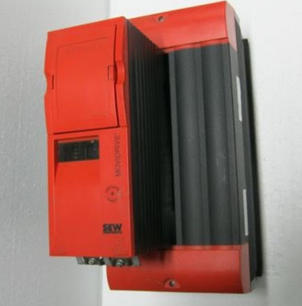 SEW Frequency converter MDX61B0022-5A3-04-00 8279586