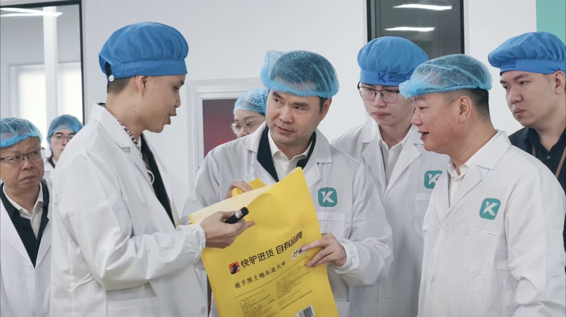 县长陈桂雷莅临康田包装调研，赞誉康田以“洁净智造+创新研发”引领产业升级