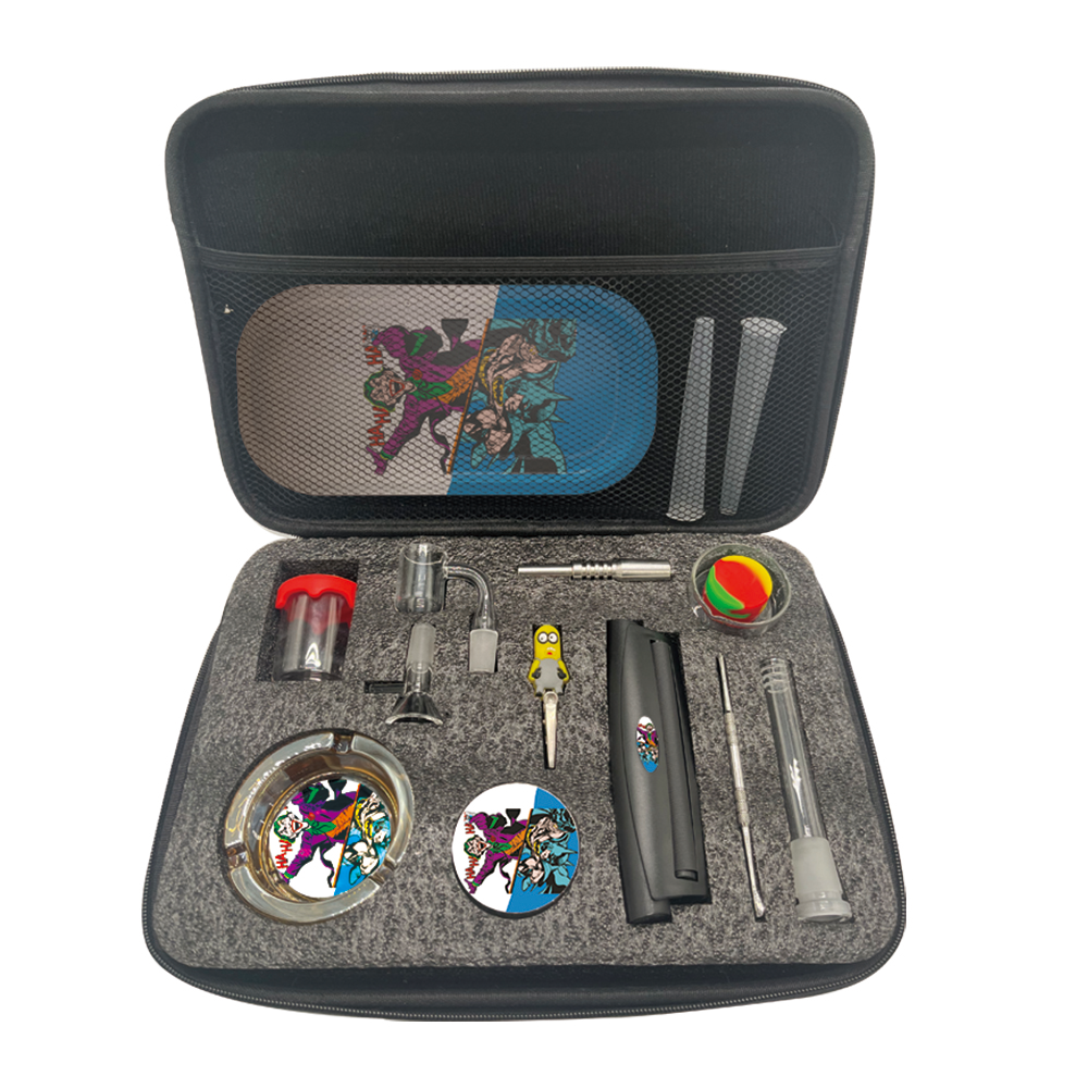 Portable smoking tool set