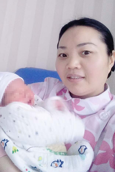 
	周梅
2017年参加母婴护理员培训
现月薪9800元 
