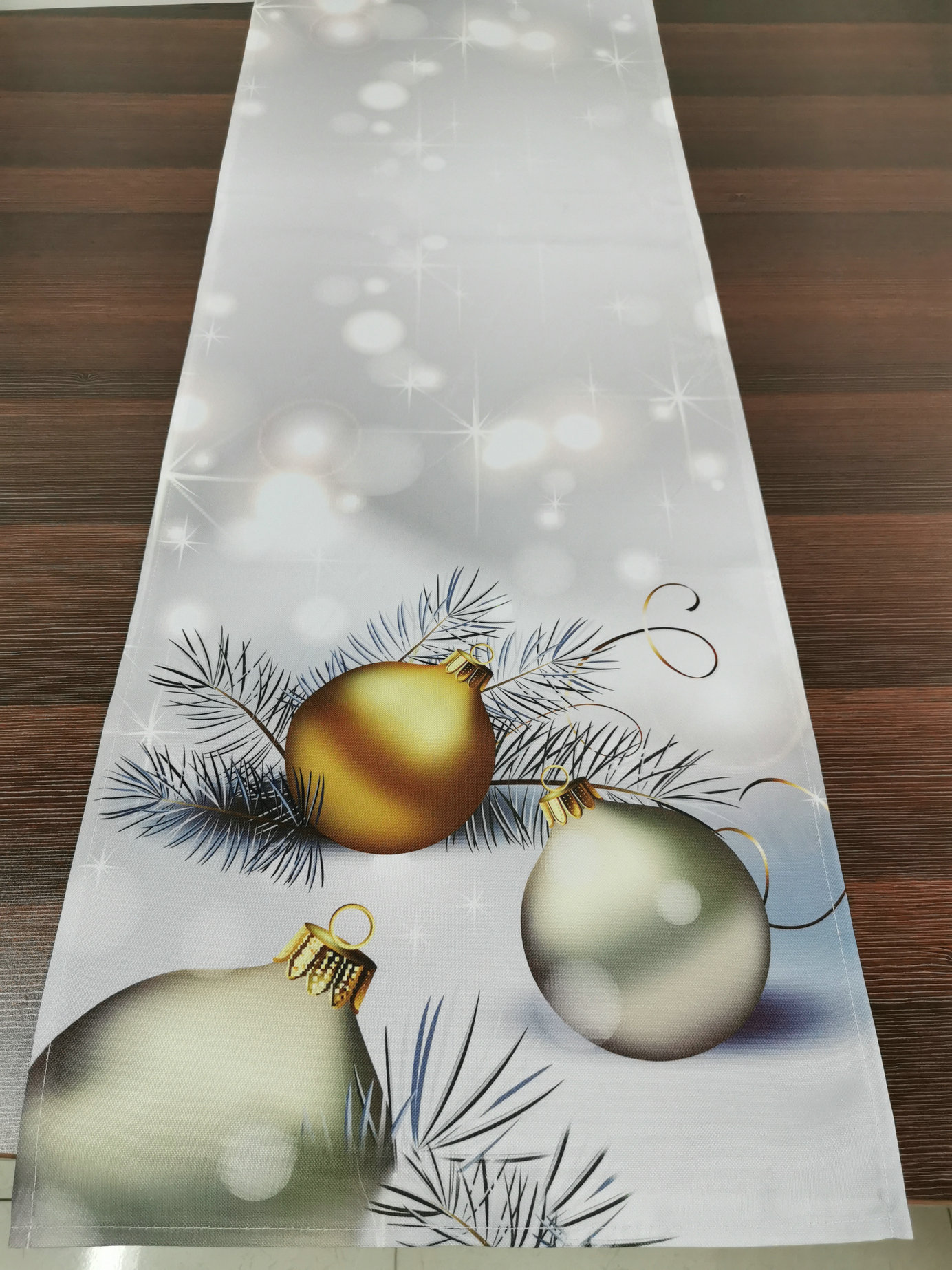 Digital printed table runner
