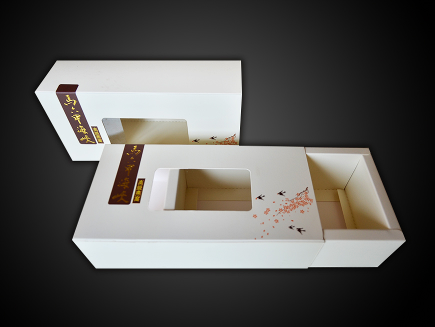 燕窝白卡纸精装盒