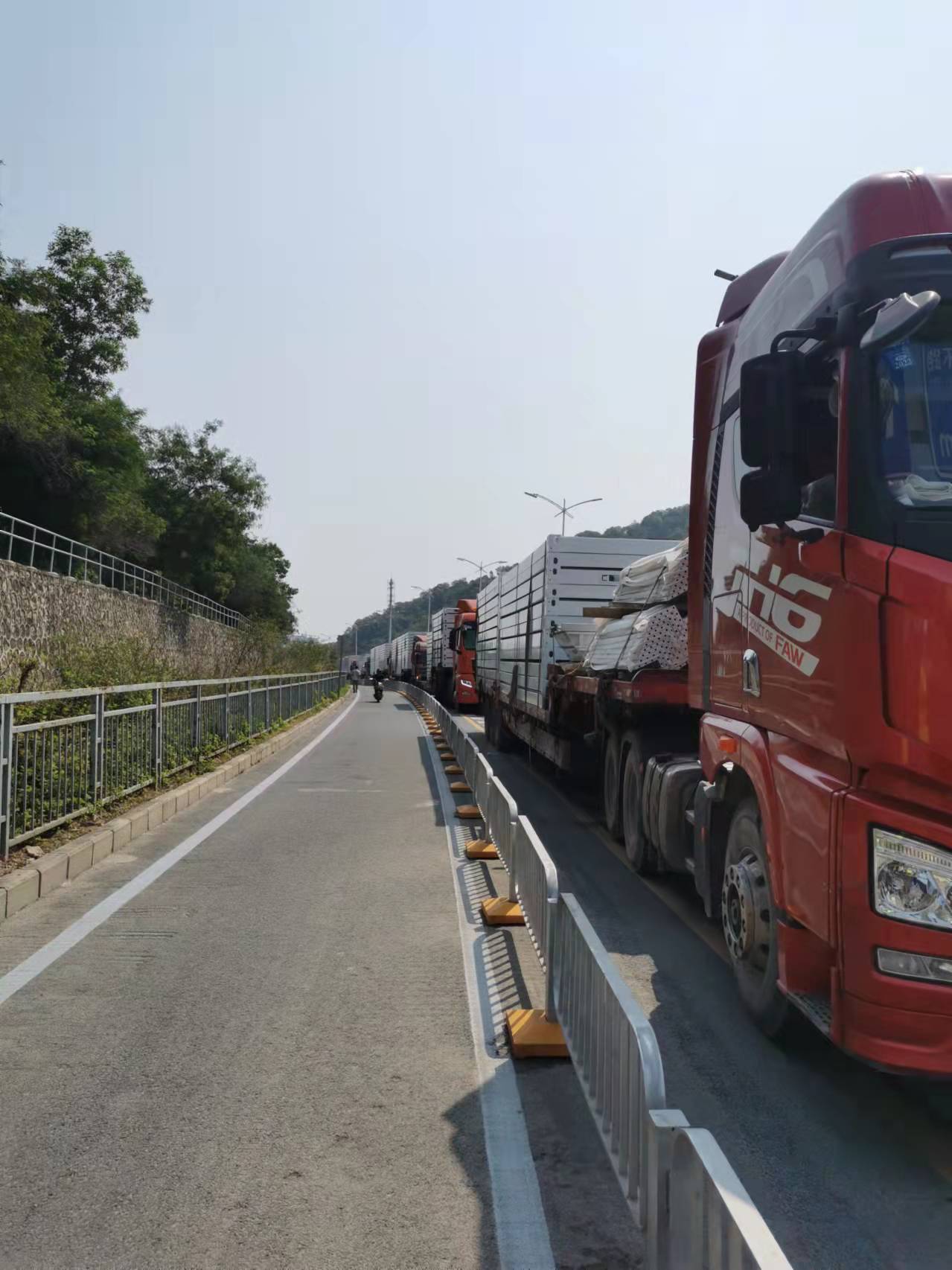 中徽建筑支援石岩应急项目