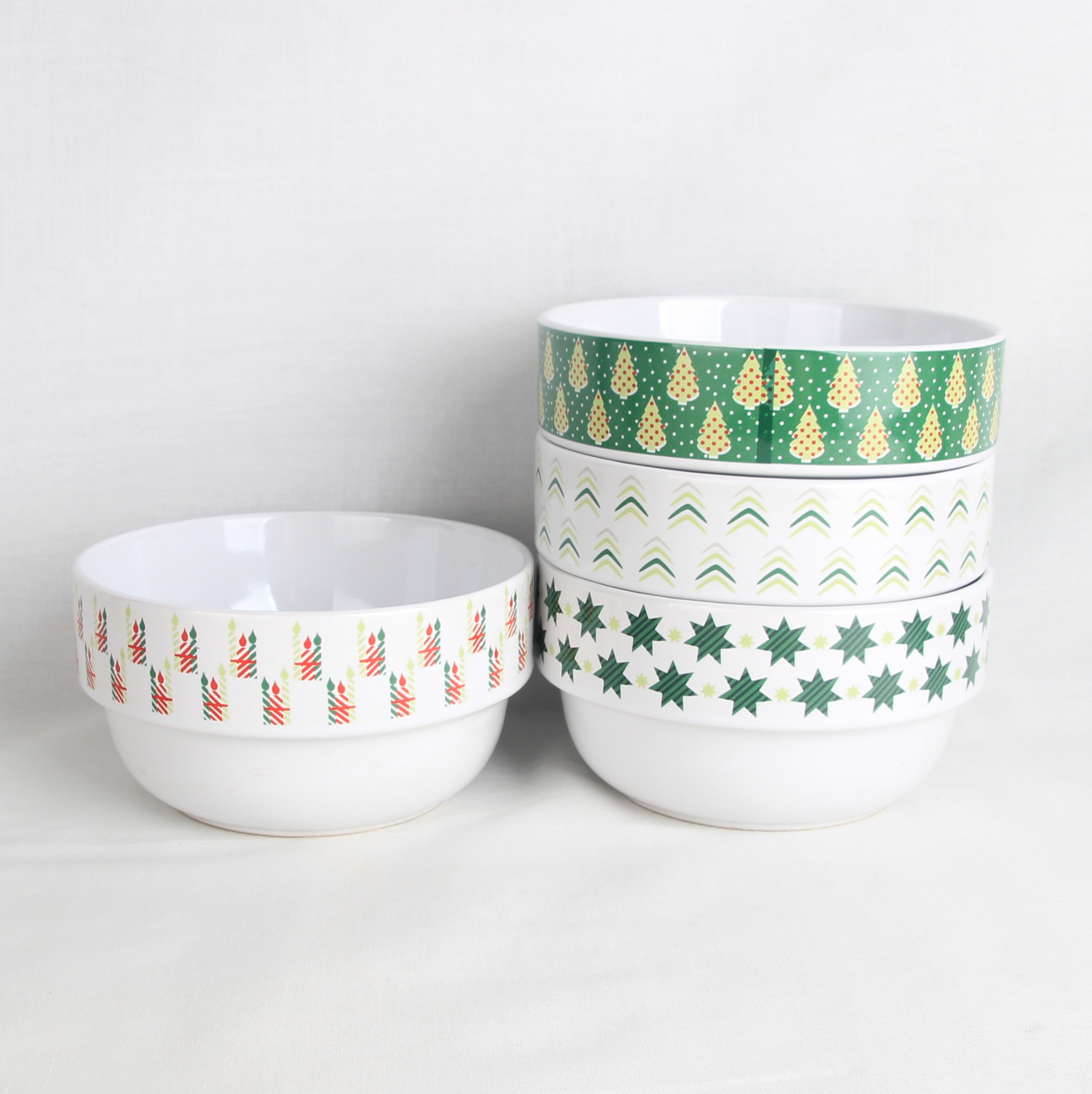 20oz ceramig stackable bowl with Christmas decal