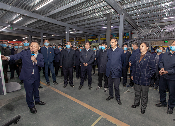 新乡市市委书记张国伟及各辖区县领导一行莅临华畜仓储基地