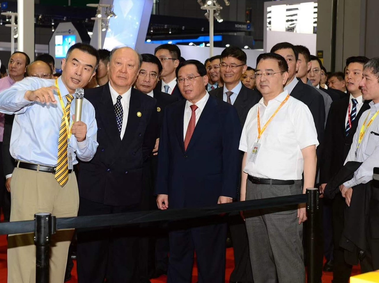 参观展会