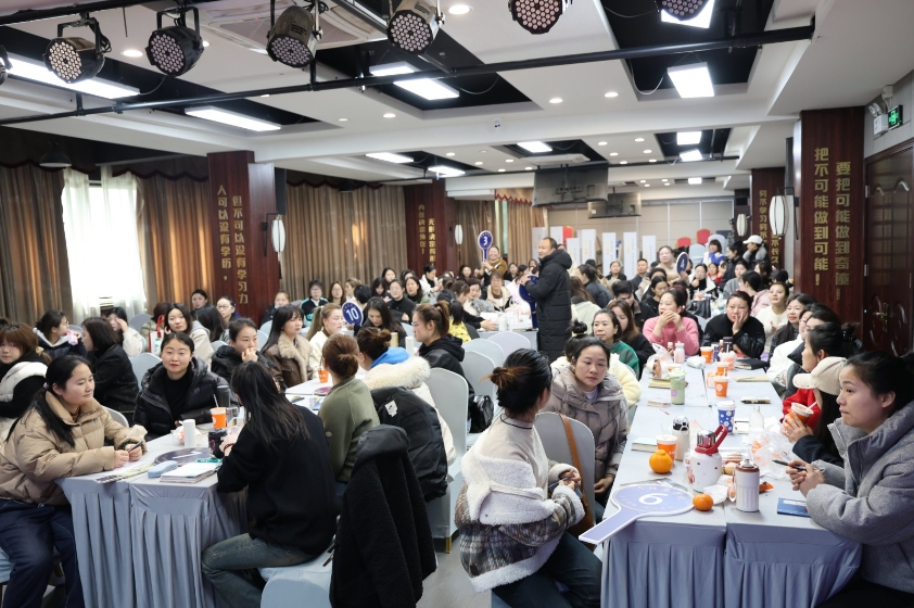 “金种子学习班”圆满举办 —— 激发成长潜能，传承中医艾灸文化