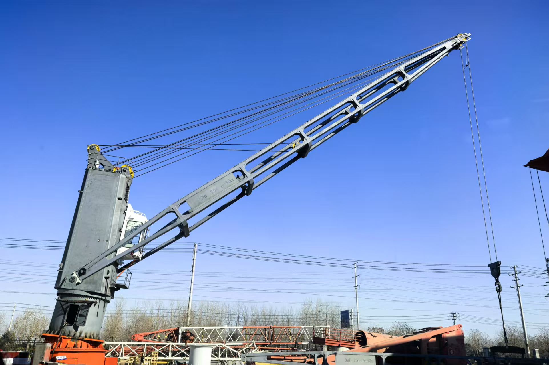 25T30M 船用克令吊 Deck crane