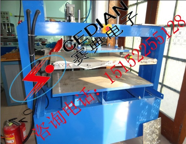 皮革平板凹凸感压花机