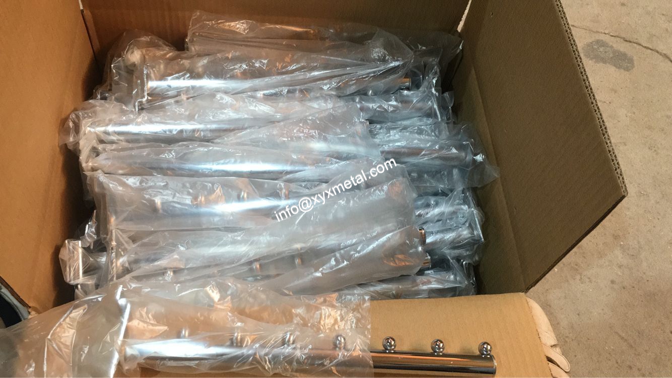 packing of display hanger