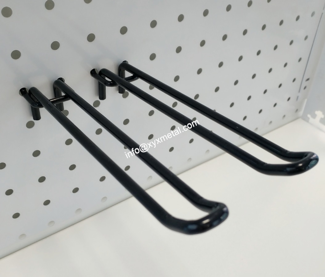 Black U hook