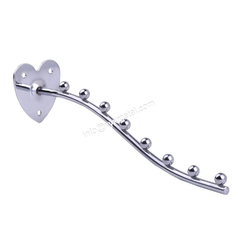 Heart plate mounted hooks