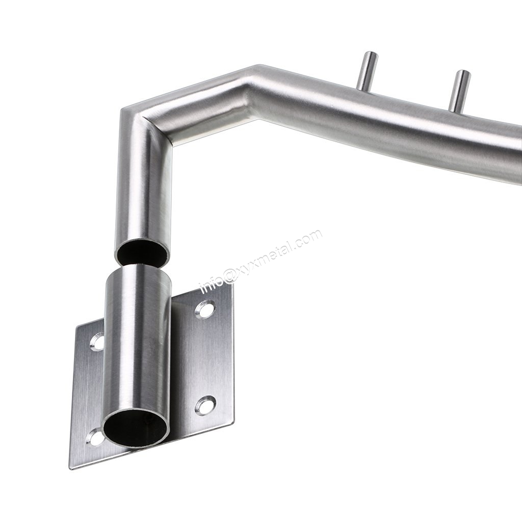 wall cloth racks