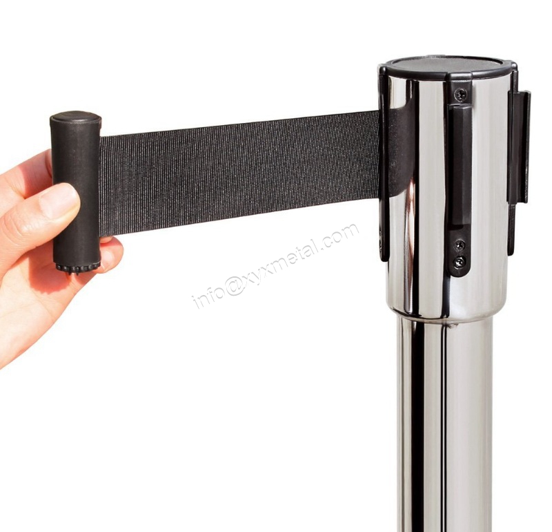 belt stanchion