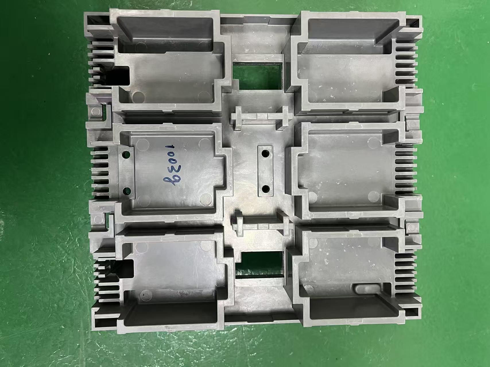 电木制品制造专家：精密电木模具与高效注塑成型的一站式解决方案