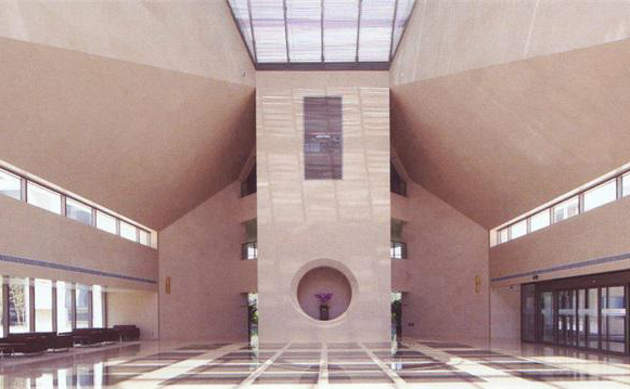 中国大连高级经理学院