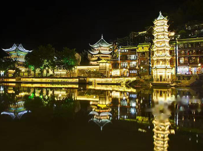 凤凰古城亮化