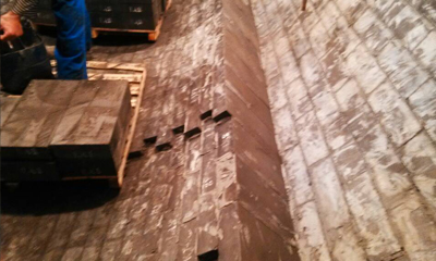 鱼雷混铁车用耐火材料