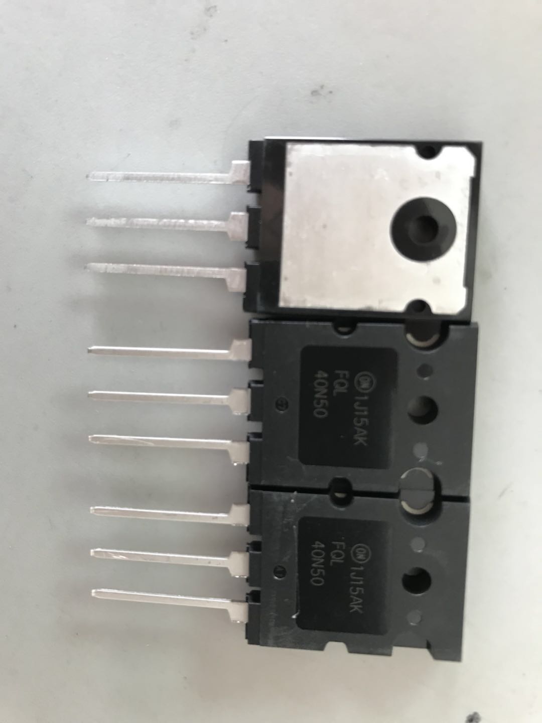 IGBT