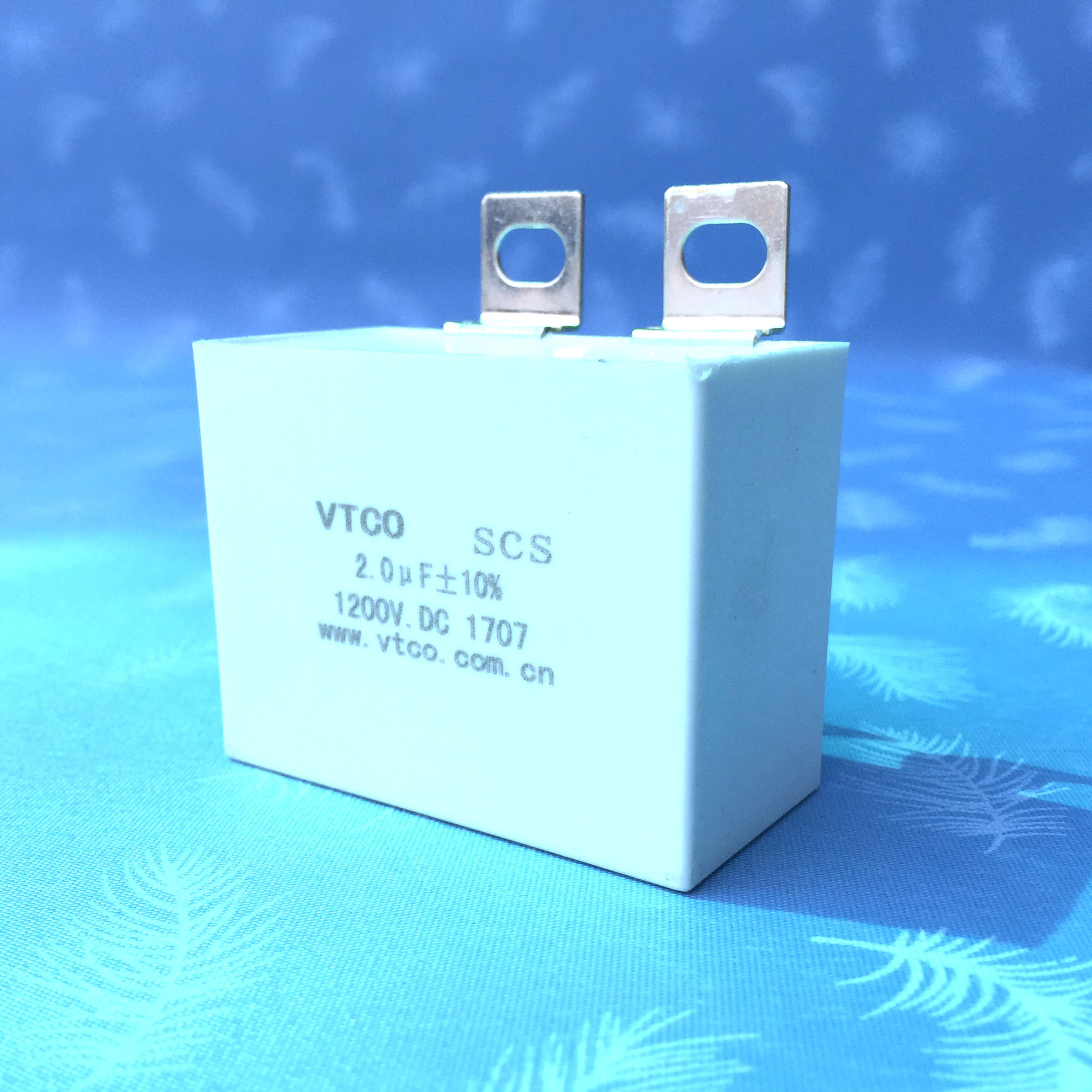 薄膜电容-方块铜片1200V2UF