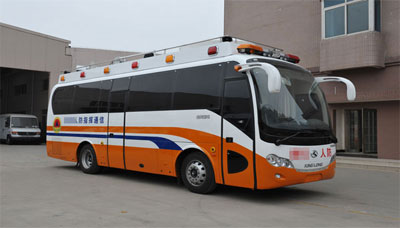 大型机动指挥车