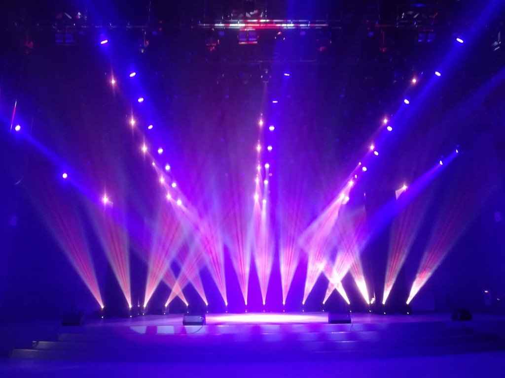 甘肃省金昌市广播电视中心演播厅-灯光系统解决方案