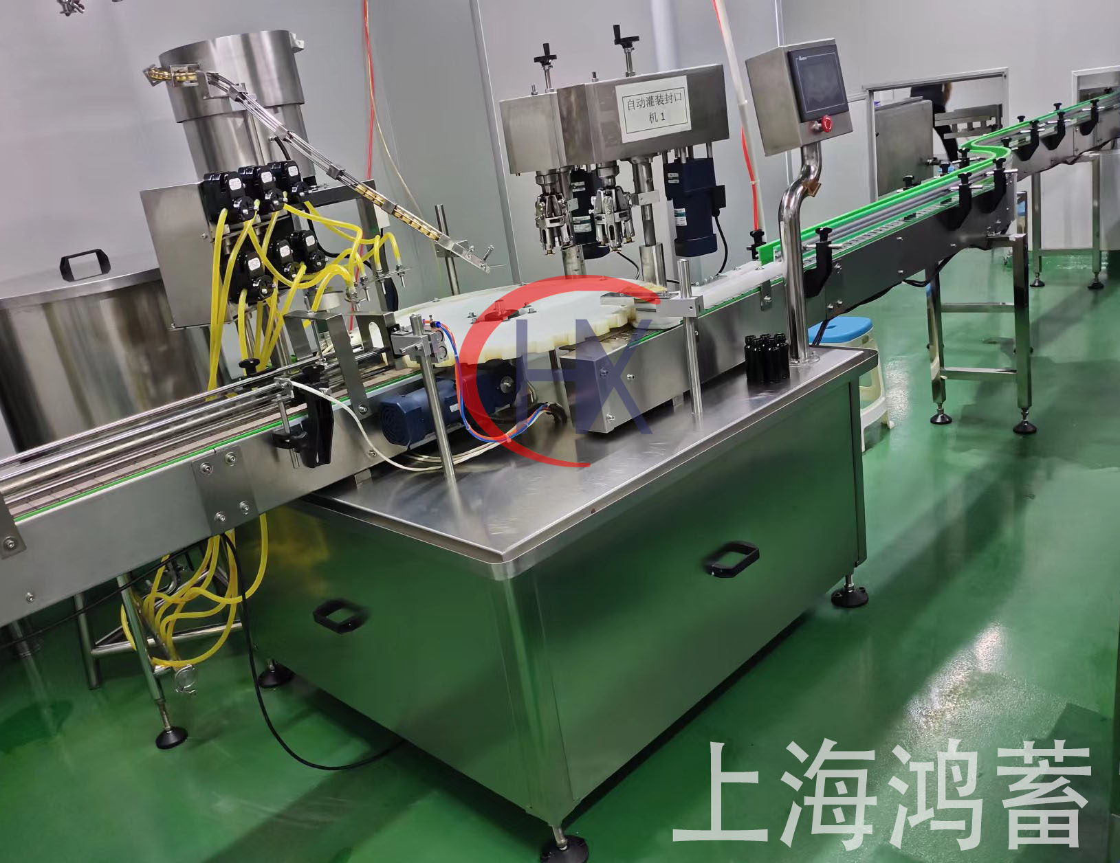 30-50ml4頭灌裝雙頭封口一體機(jī)