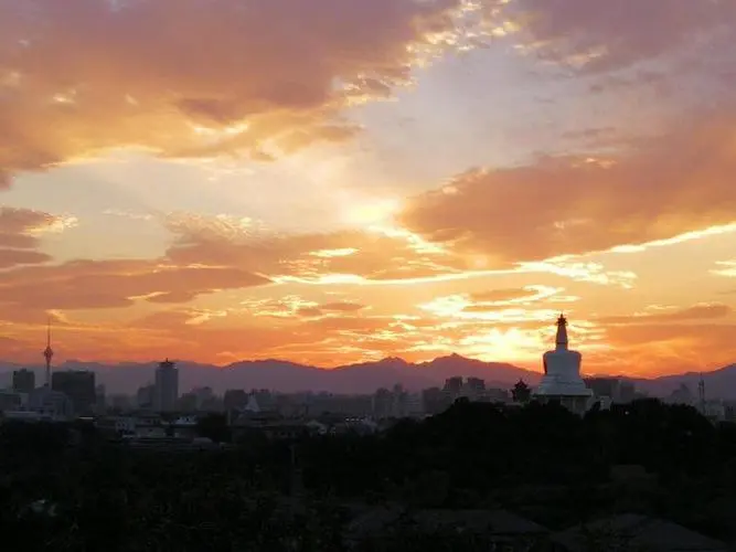 京海煤矸石电厂2×300MW级燃煤空冷机组乏汽余热利用供热改造项目