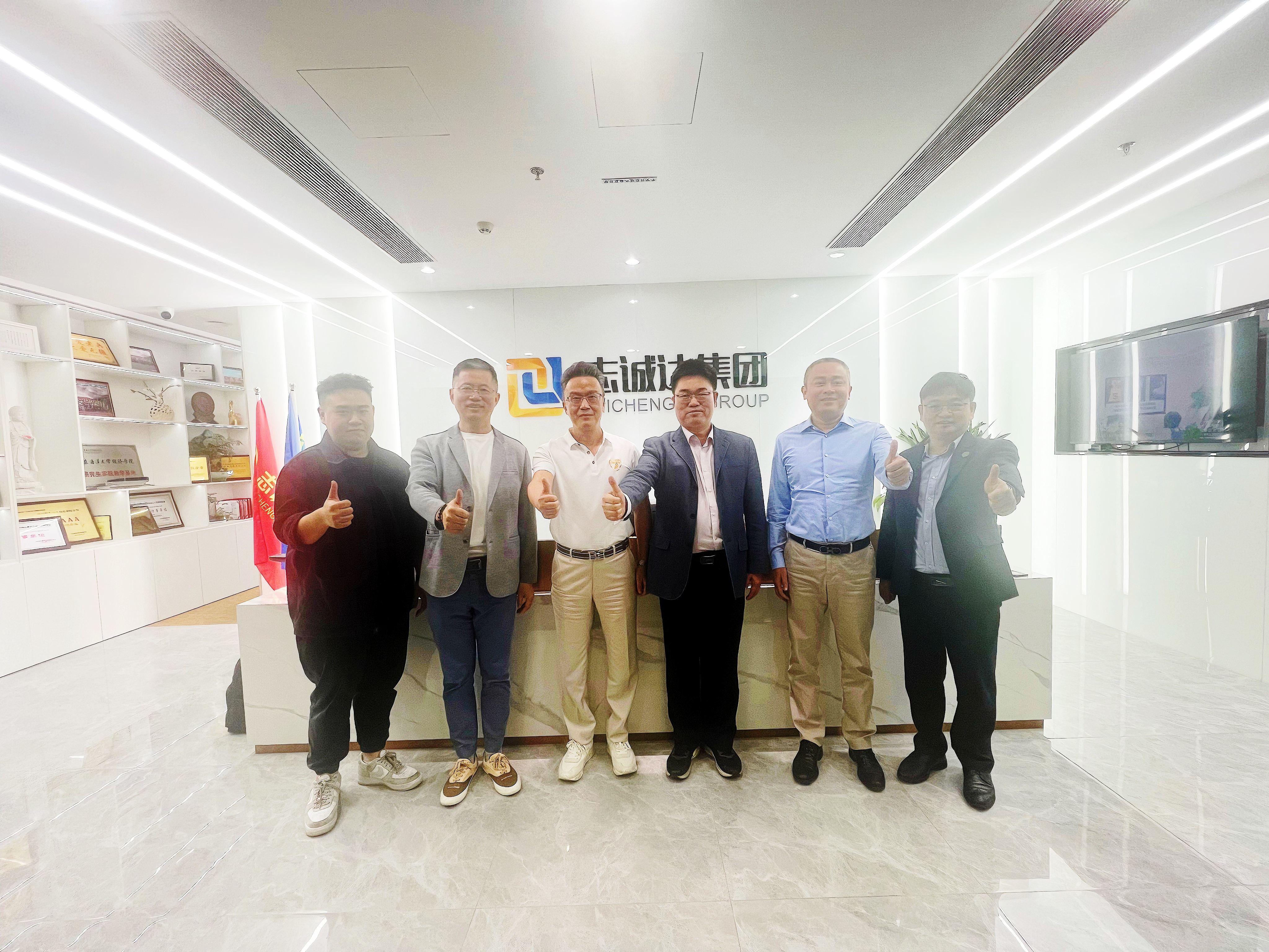 2025年11月25日，广州理工学院姚教授调研我司