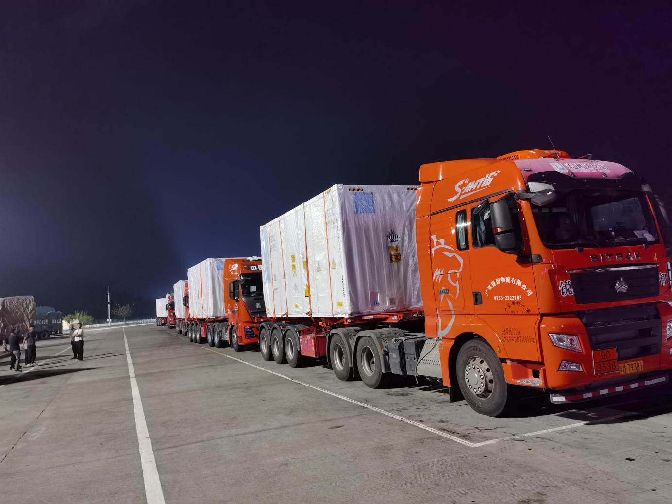 锐智物流，护航国之储能! ——万里征途，使命必达，畅通新疆口岸，为大国储能出海保驾护航！