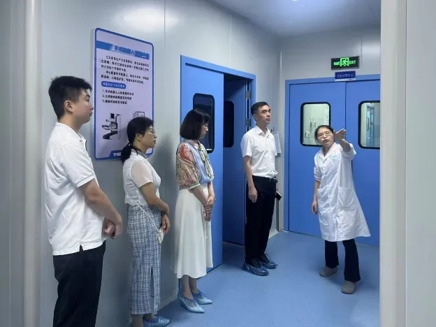 公司新闻 | 仓山区委副书记吴思斌一行莅临百维斯调研指导